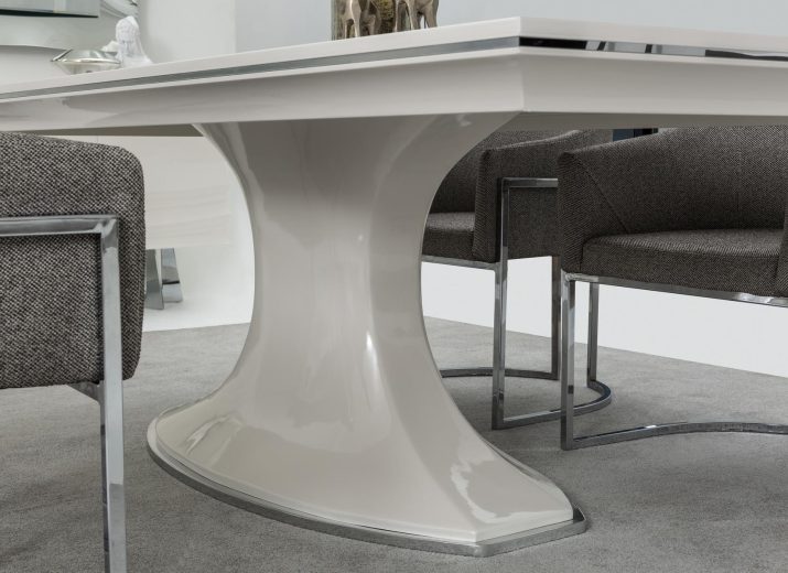 urun-infinity-table-chair-web-03