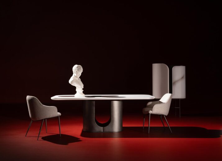 urun-kaju-table-and-chairs-01.jpg
