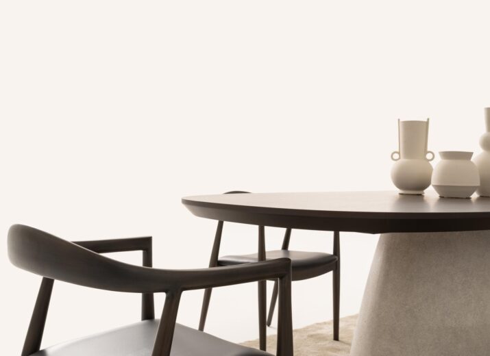 urun-loco-table-and-chairs-09.jpg