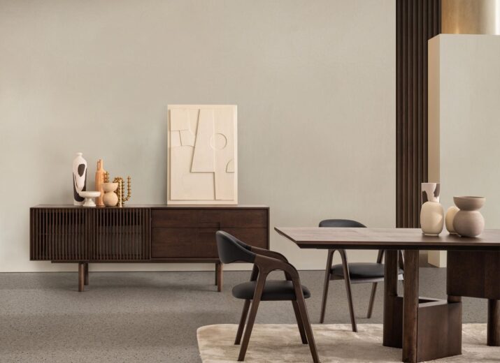 urun-monolog-table-and-chairs-01.jpg
