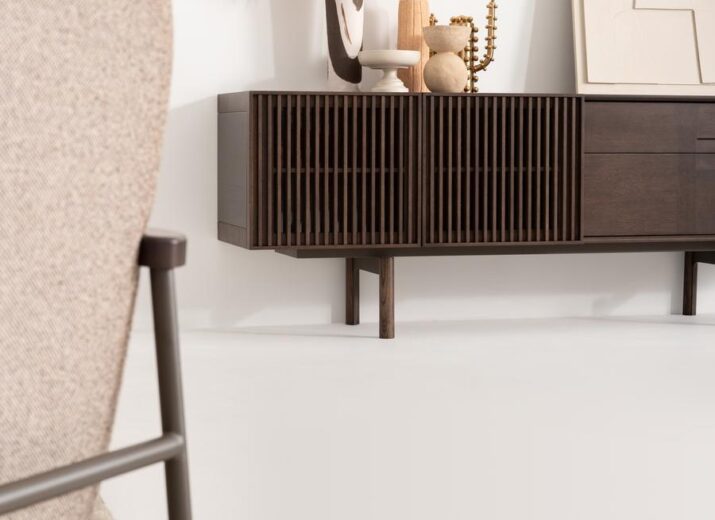 urun-monolog-table-and-chairs-05.jpg